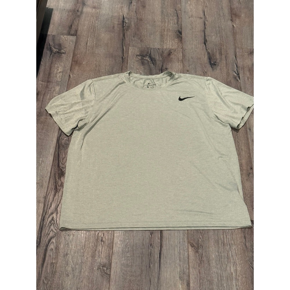 Nike men's dri fit tee shirt size xxl